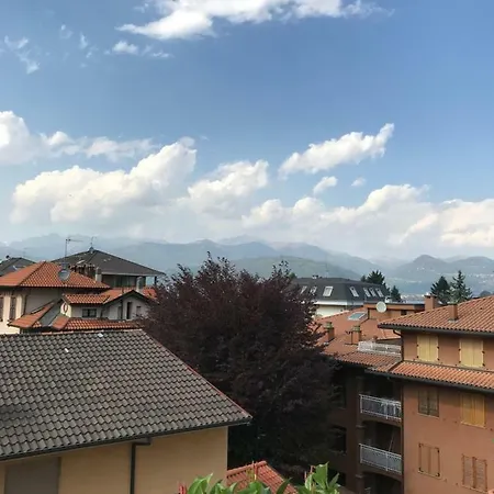 A Casa Di Chiara * ستريزا