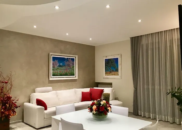 A Casa Di Chiara * ストレーザ